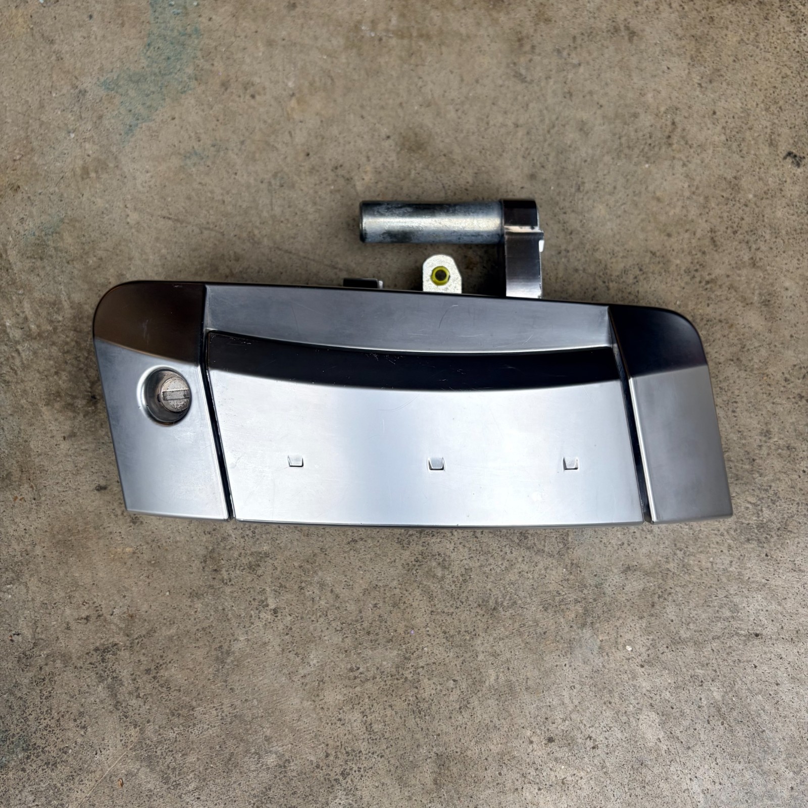 03-09 Nissan 350Z Driver Left Exterior Door Handle 80607CD41E OEM 11Bj2Fa 03-09 Nissan 350Z Driver Left Exterior Door Handle 80607CD41E OEM 11Bj2Fa