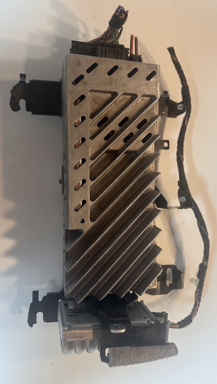 2015-2020 BMW F30 F34 F36 F32 F80 F82 M3M4 HI FI AMP B263 OEM 939194