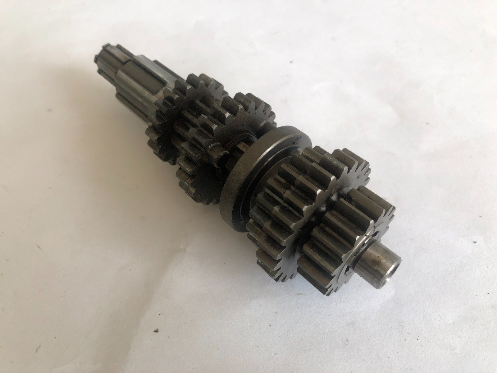 93-03 HONDA XR80R OEM ENGINE TRANSMISSION ASSEMBLY GEARS MAIN SHAFT 070