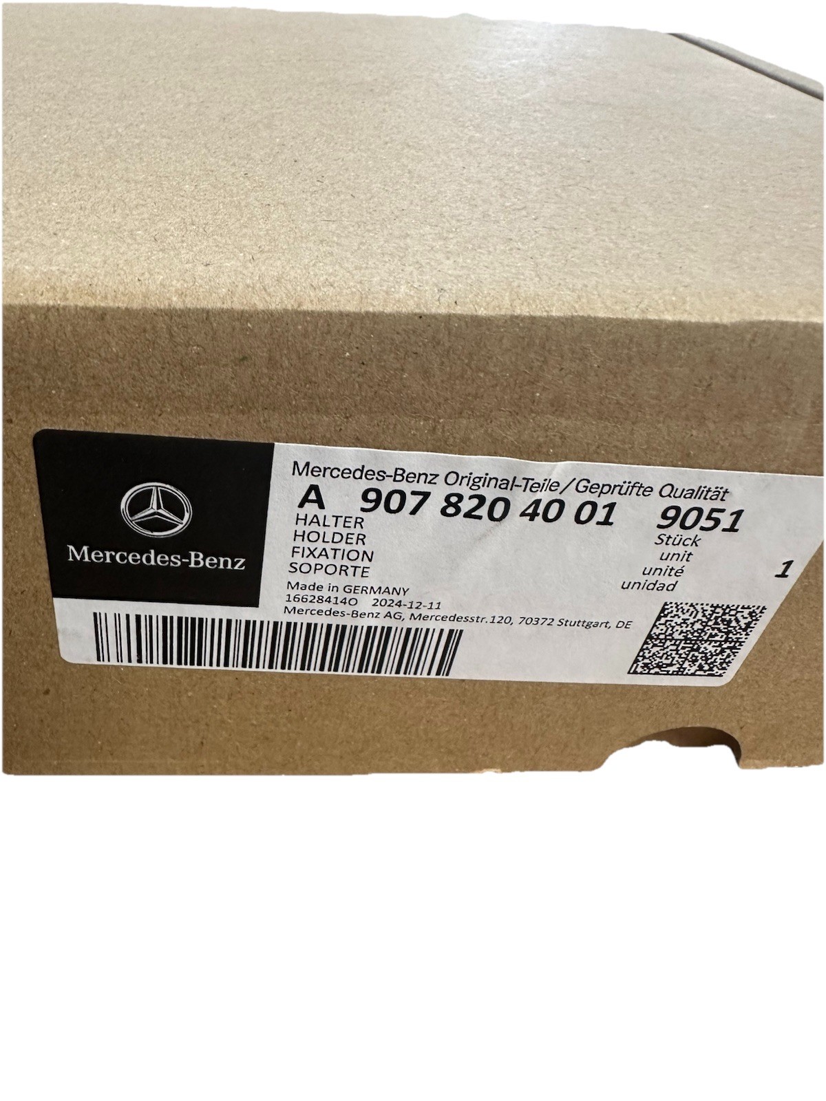New Genuine Mercedes-Benz Sprinter Back Up Camera A90782040019051 New Genuine Mercedes-Benz Sprinter Back Up Camera A90782040019051