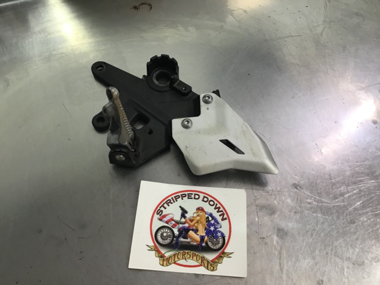2023 kawasaki ninja 650 rear set