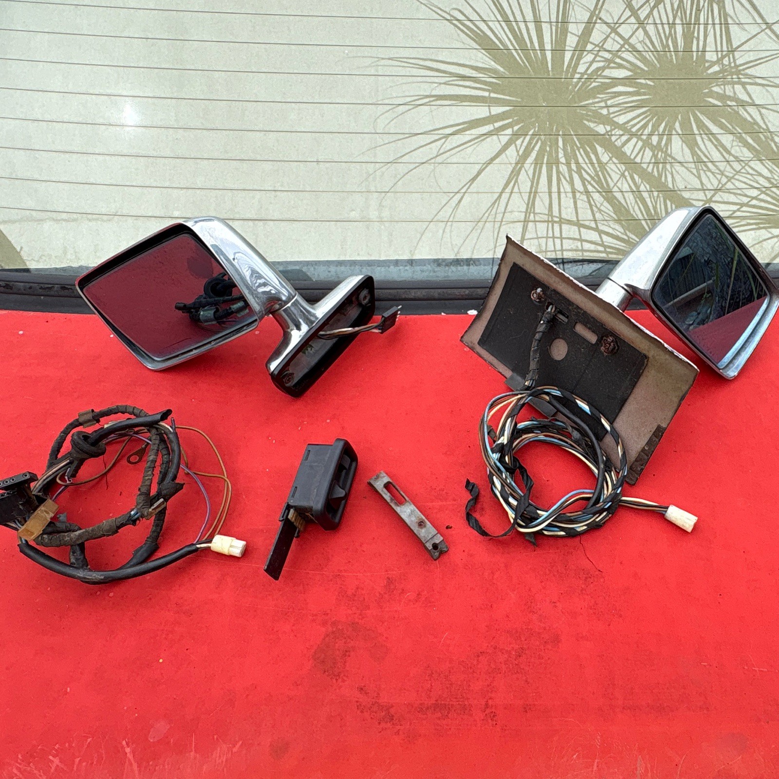 BMW E12 E21 Early Power Mirrors Complete OEM Euro spec BMW E12 E21 Early Power Mirrors Complete OEM Euro spec
