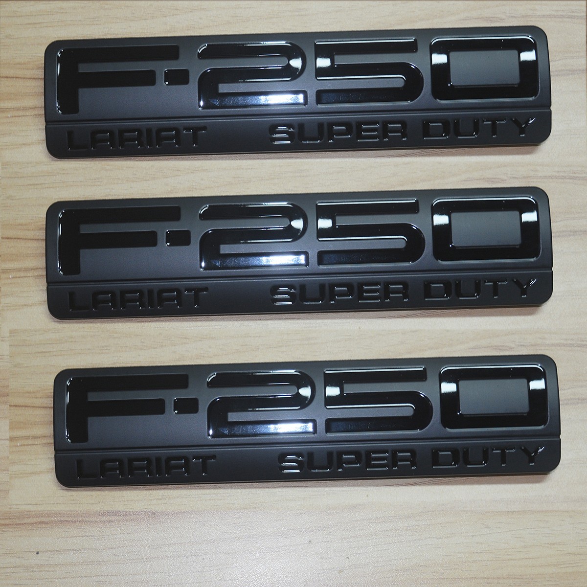 3x Set Fender Emblem For 05-07 F250 Lariat Superduty Side Badges Black 3x Set Fender Emblem For 05-07 F250 Lariat Superduty Side Badges Black