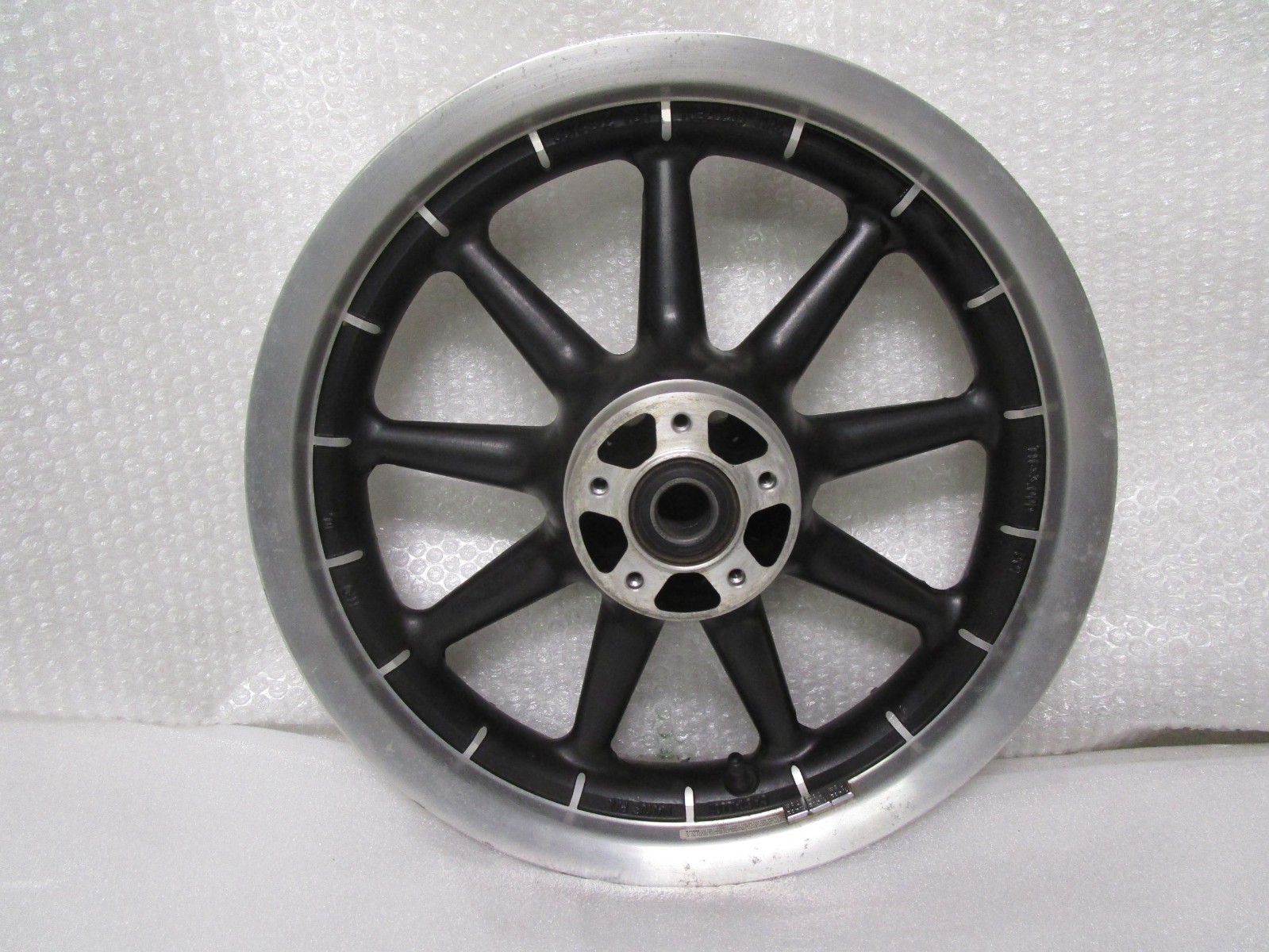 00-07 Harley Davidson Touring 9-Spoke Front Wagon Wheel 16x3 00-07 Harley Davidson Touring 9-Spoke Front Wagon Wheel 16x3