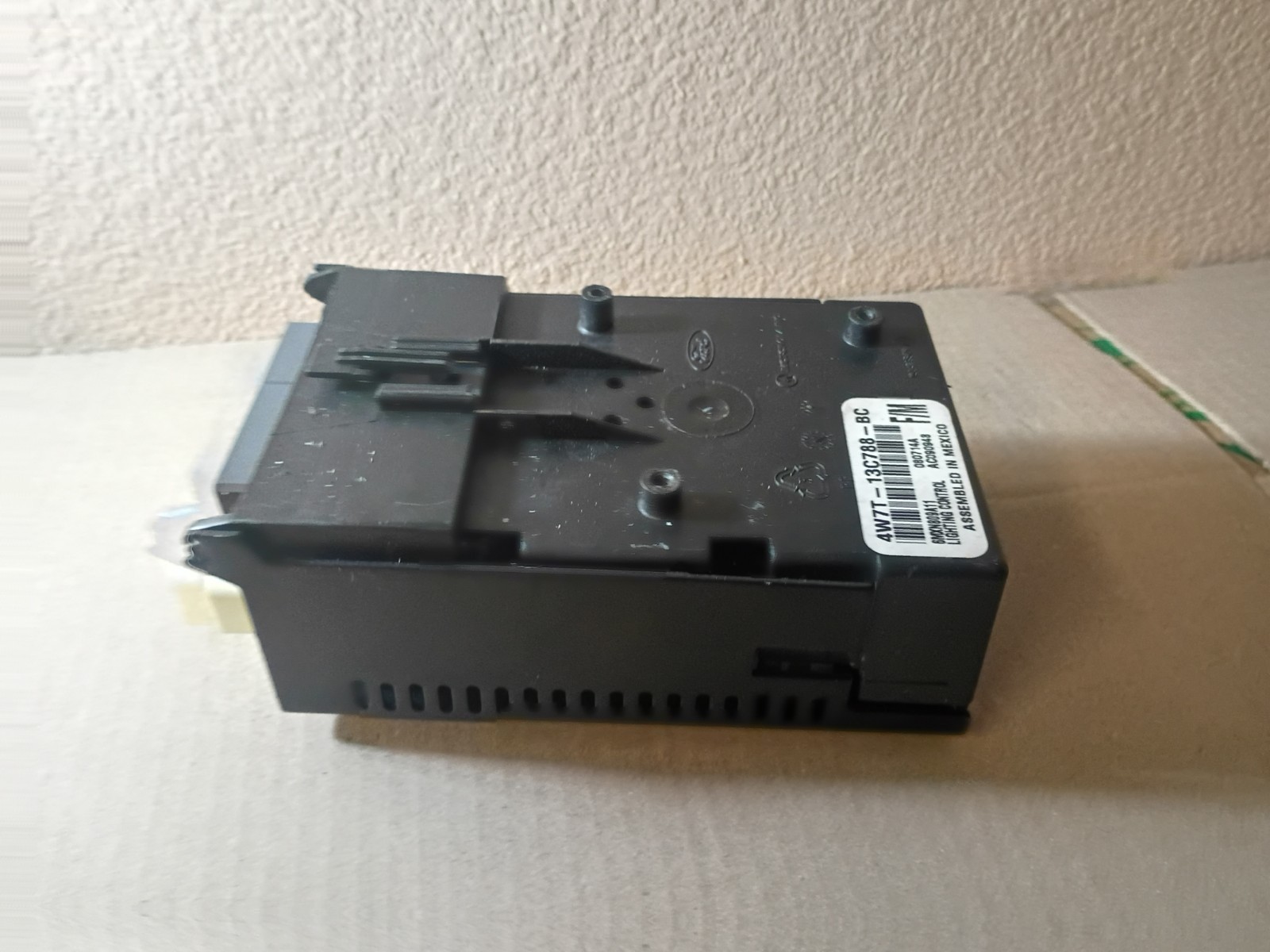 2003-04 Ford Crown Victoria Grand Marquis Lightning Control P/N 4W7T-13788-BC