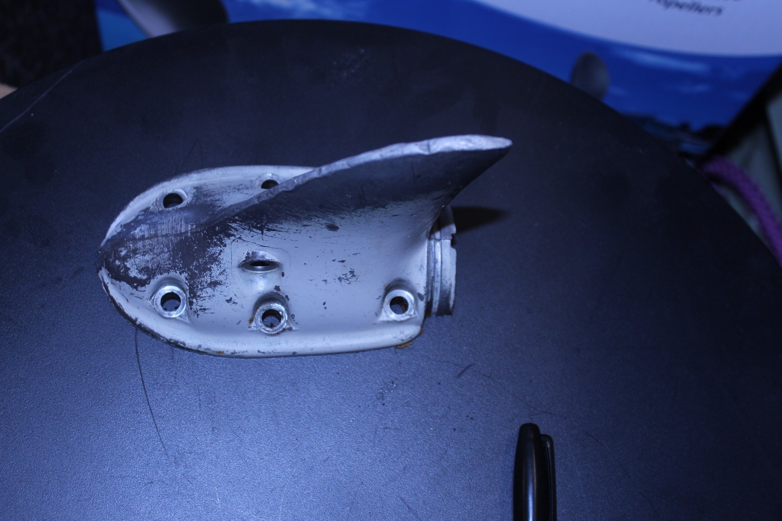Used Evinrude Johnson 303335 Skeg 10hp Freshwater Good Condition