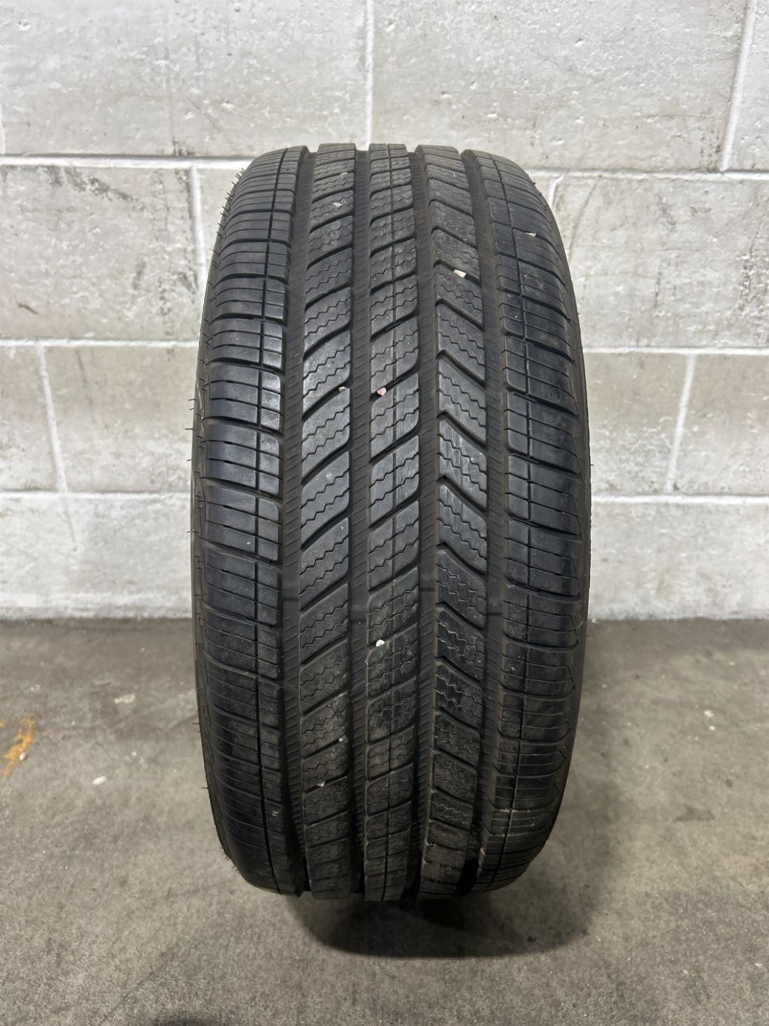1x P225/45R17 Bridgestone Turanza QuietTrack 7/32 91 V Used Tire 2254517