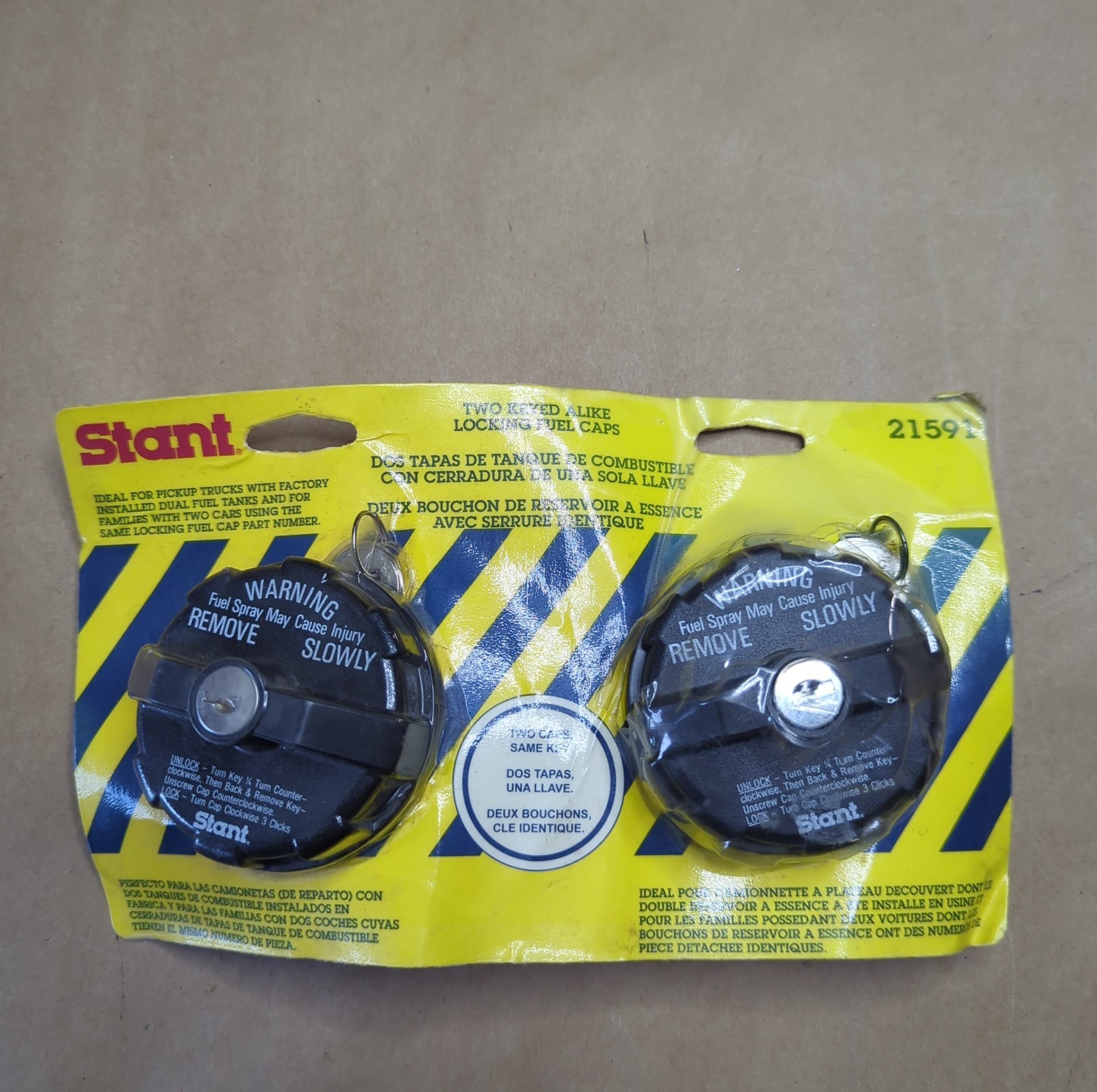 Stant 21591 Locking Fuel Caps 2 Car Same Key Stant 21591 Locking Fuel Caps 2 Car Same Key