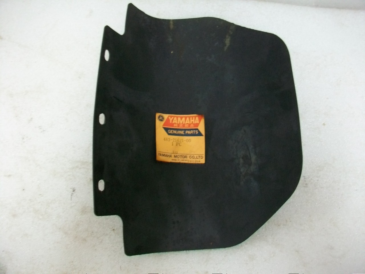 NOS OEM 1975-1976 YZ125 YZ250 IT400 Vintage MX AHRMA YZ360 YZ100 Mud Guard NOS OEM 1975-1976 YZ125 YZ250 IT400 Vintage MX AHRMA YZ360 YZ100 Mud Guard