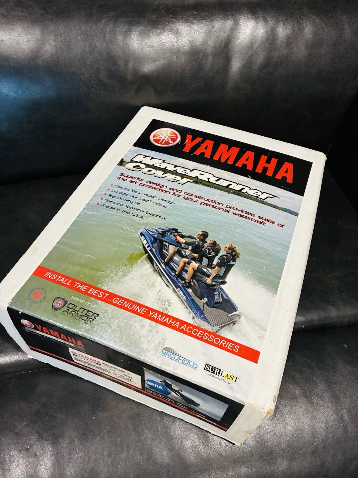 2010 -2014 OEM Yamaha Waverunner VX (RG/DLX SPT) BK/CHAR/WH New in Box 2010 -2014 OEM Yamaha Waverunner VX (RG/DLX SPT) BK/CHAR/WH New in Box