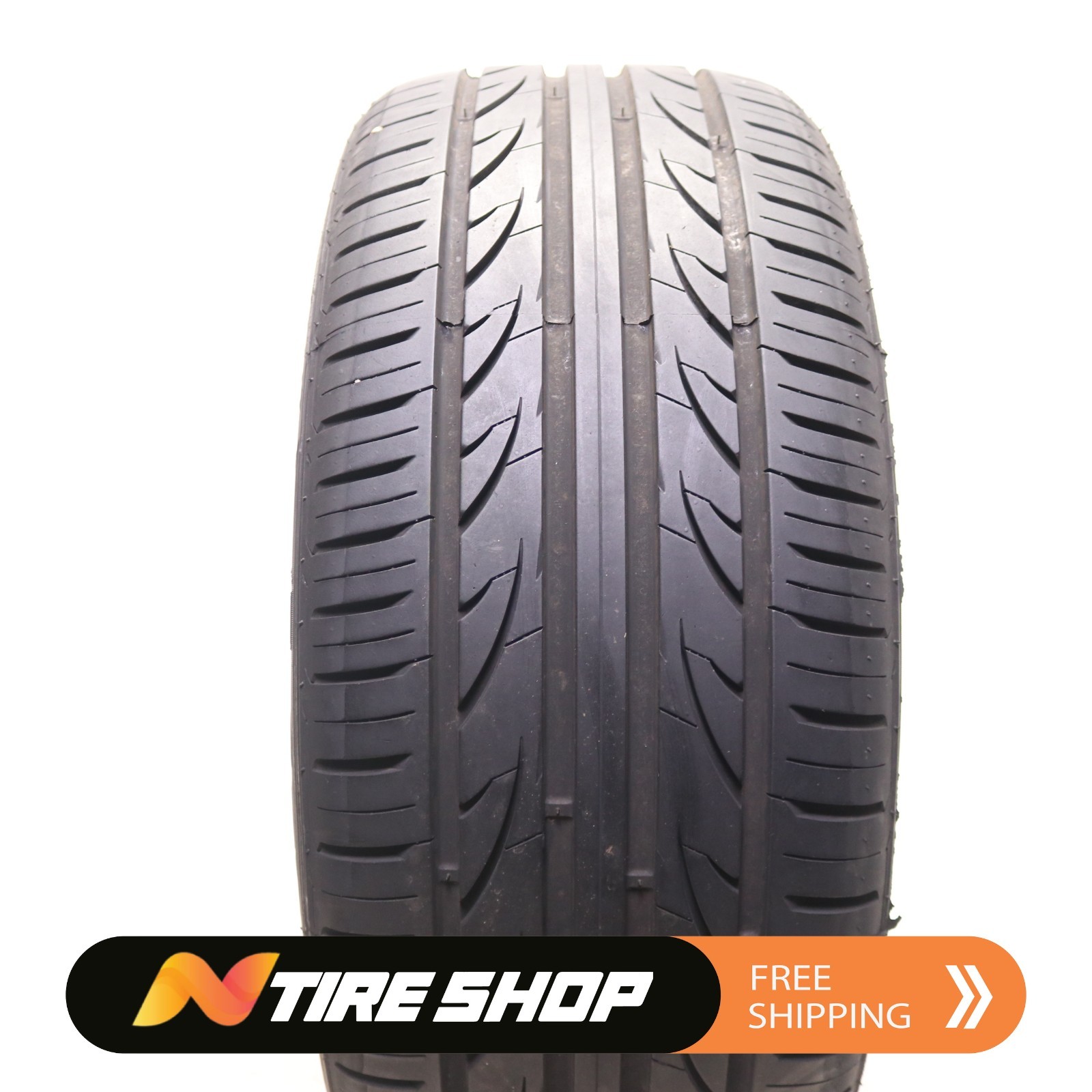 Used 245/45ZR18 Lexani LX UHP-207 - 100W - 9/32 Used 245/45ZR18 Lexani LX UHP-207 - 100W - 9/32