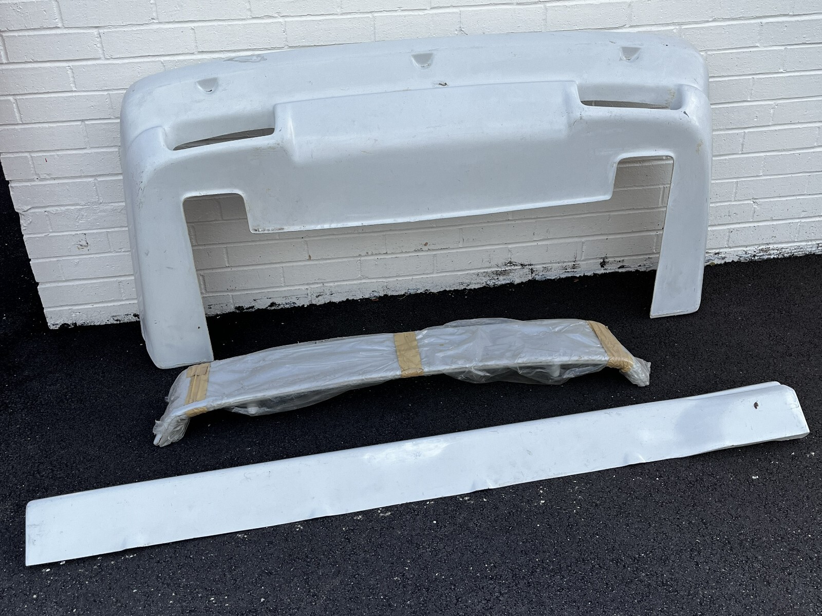 Set 1984 - 1988 Jaguar XJS XJRS TWR Rear spoiler bumper & side ground effects
