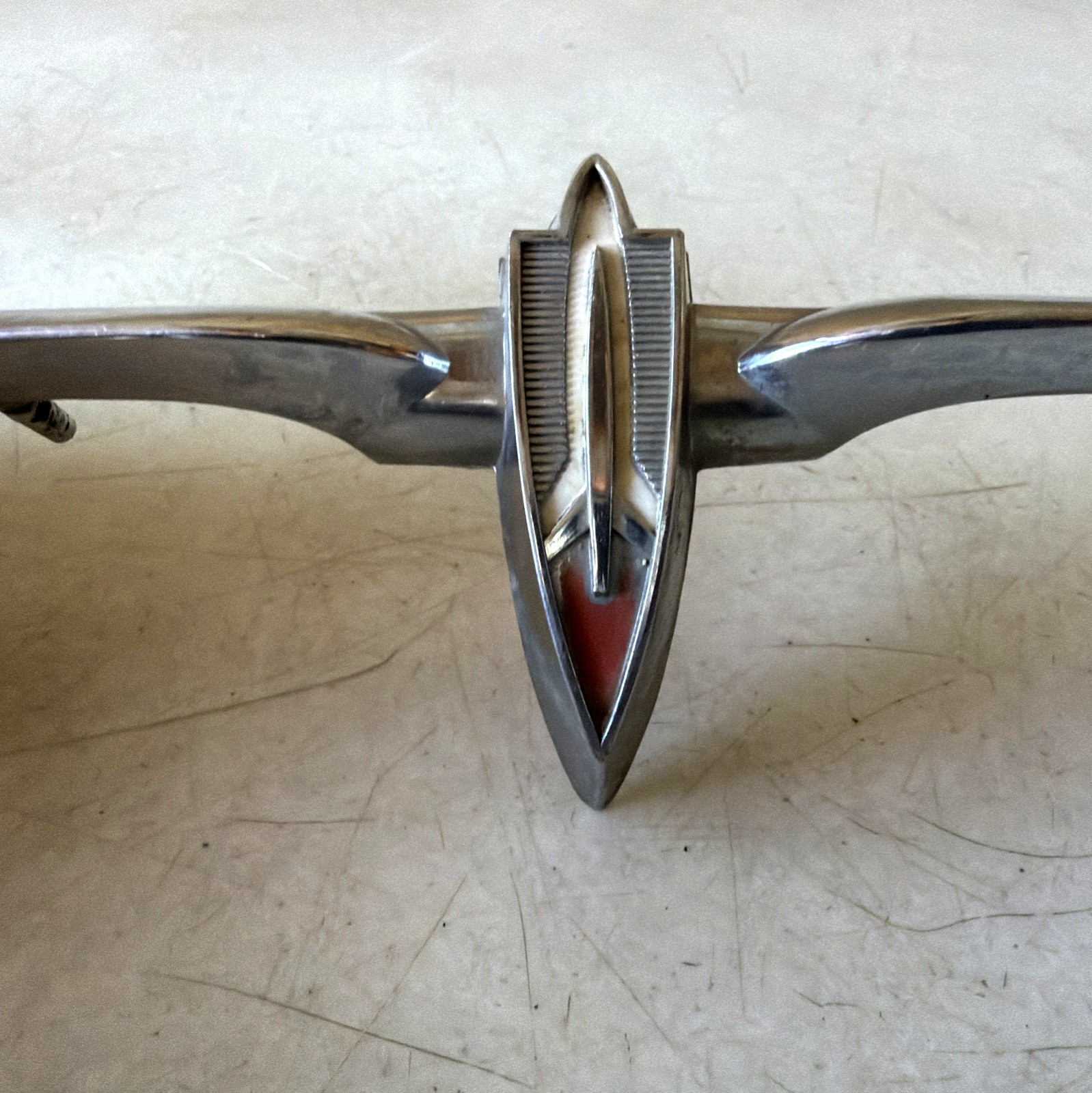 1977-1981 Pontiac Trans Am Firebird Formula Front Nose Arrowhead Badge 577405