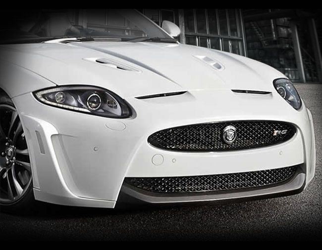 Reinforced Front Apron Replacement in Real Carbon Fiber for Jaguar XKR-S Reinforced Front Apron Replacement in Real Carbon Fiber for Jaguar XKR-S