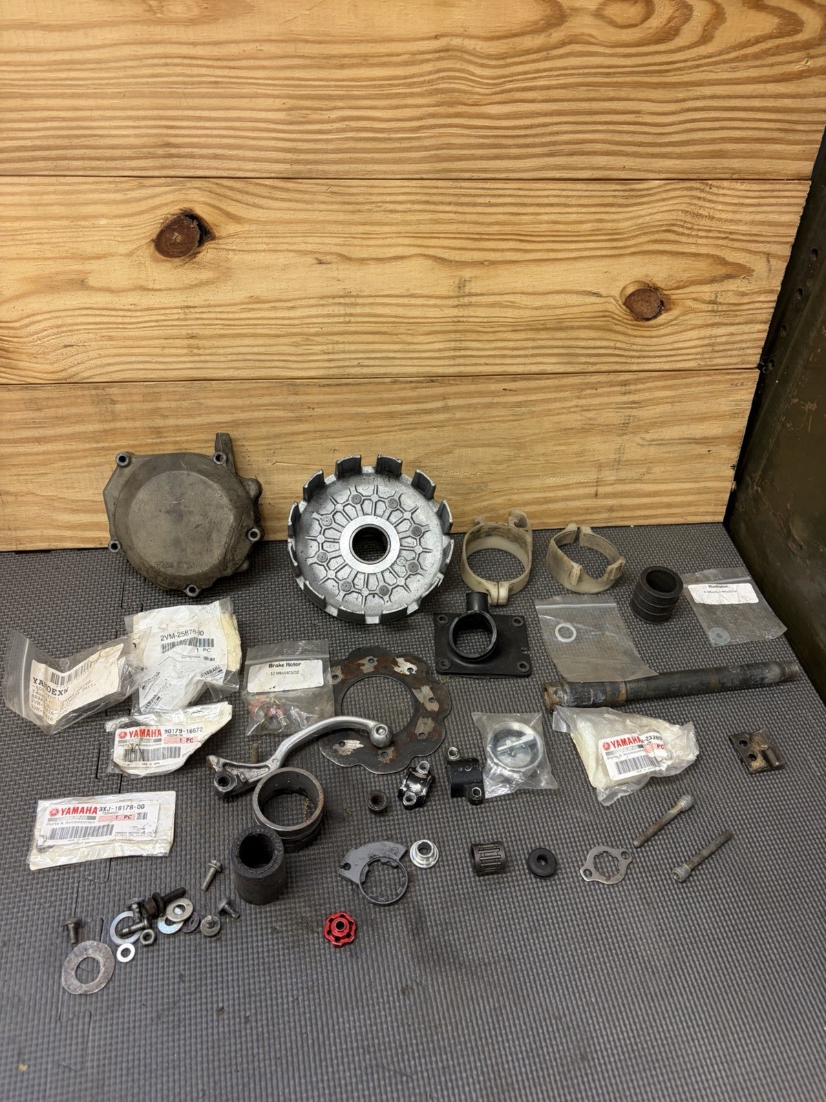 Yamaha Yz250 Assorted Parts Lot