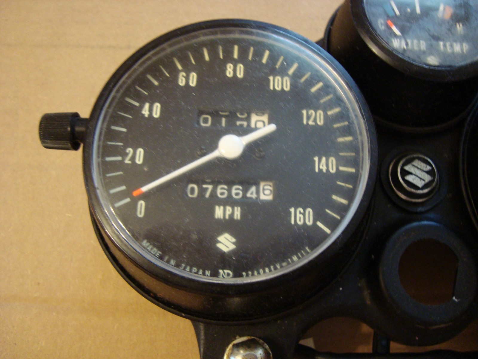 suzuki gt750 meter w low miles