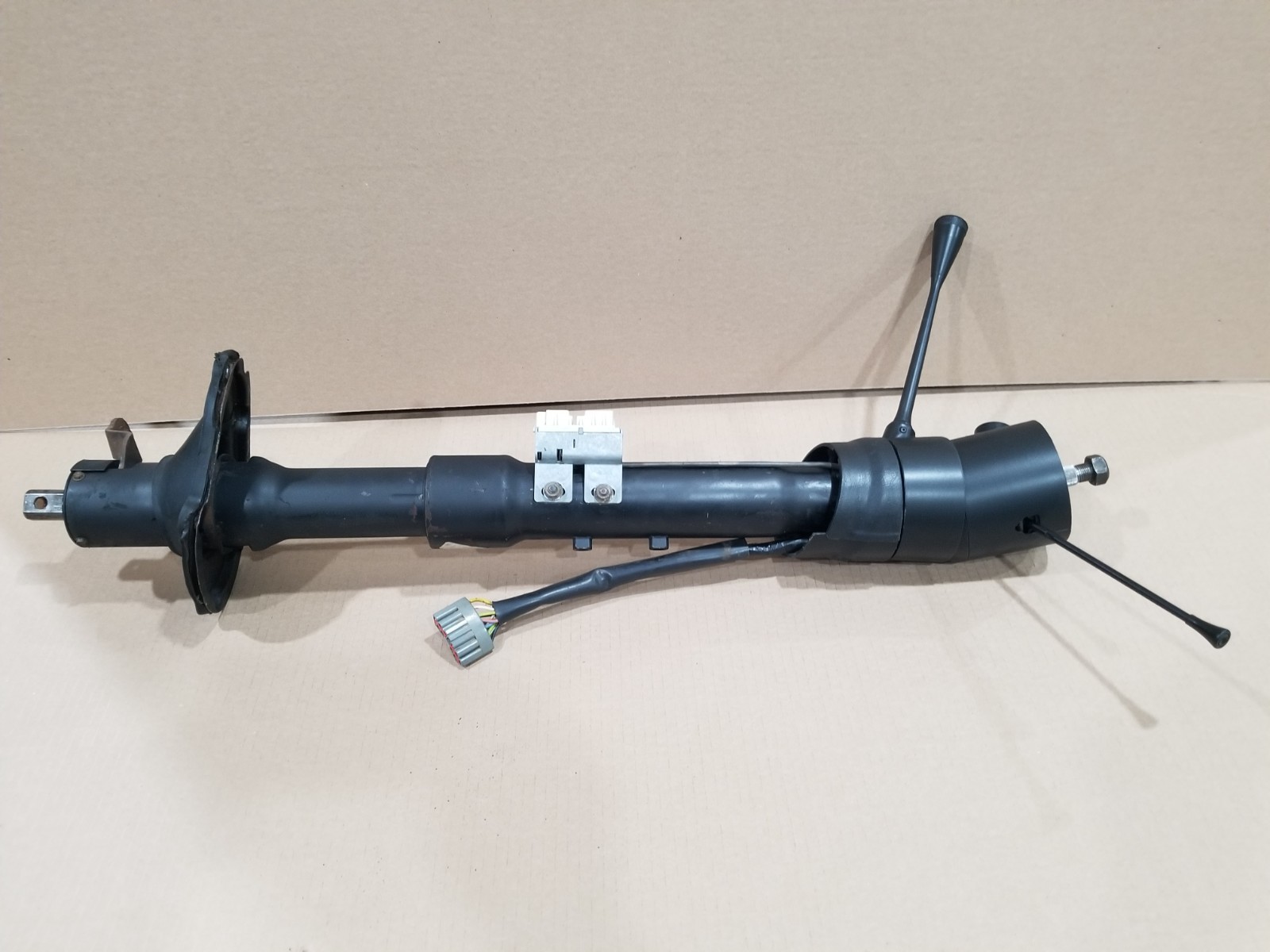87-91 Ford Pickup Truck Bronco tilt steering column automatic auto trans 87-91 Ford Pickup Truck Bronco tilt steering column automatic auto trans