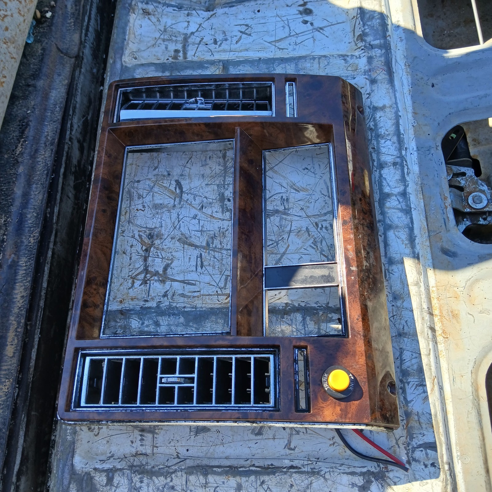1990-92 cadillac brougham Radio Bezel With Push Button 