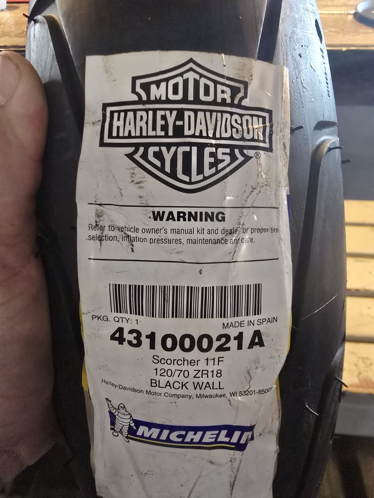 Michelin Scorcher 11 F-Spec Front Tire 120/70ZR18 (59W) for Harley-Davidson