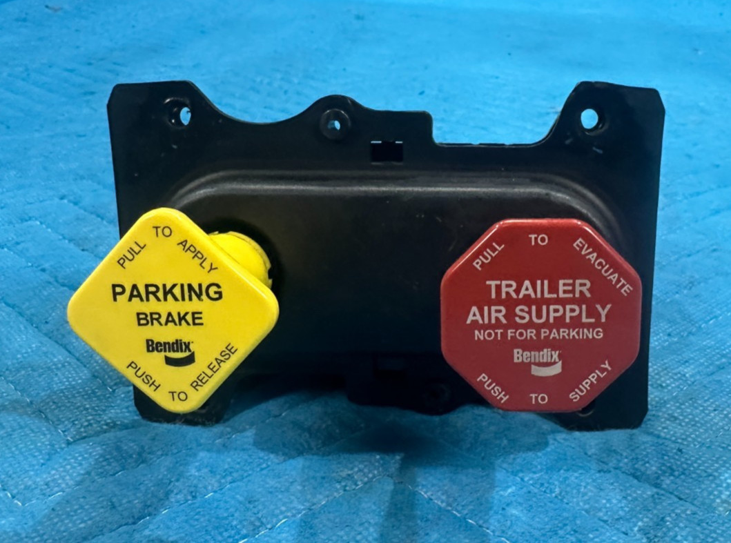 OEM International RH613 Bendix Air Brake Valve 2024, K125904, K211025