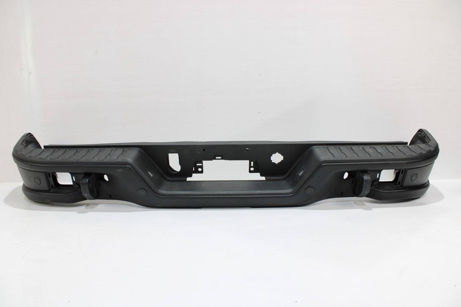2020-2024 Chevrolet Silverado AT4X AEV Bison Complete Rear Bumper 85066896 OEM