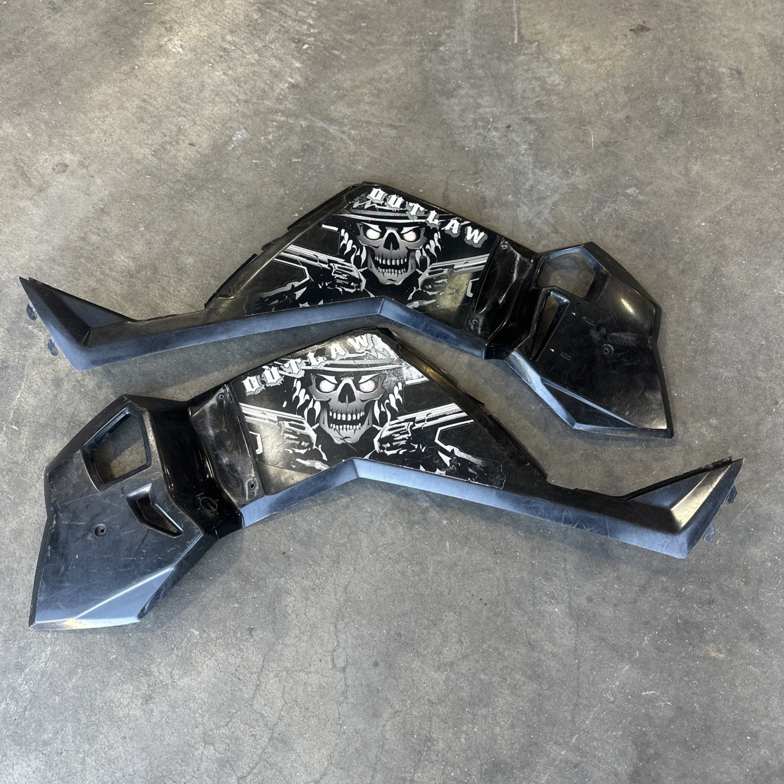 06-08 POLARIS OUTLAW 500 525 IRS OEM R & L SIDE PLASTICS FENDER SET SIDE PANELS
