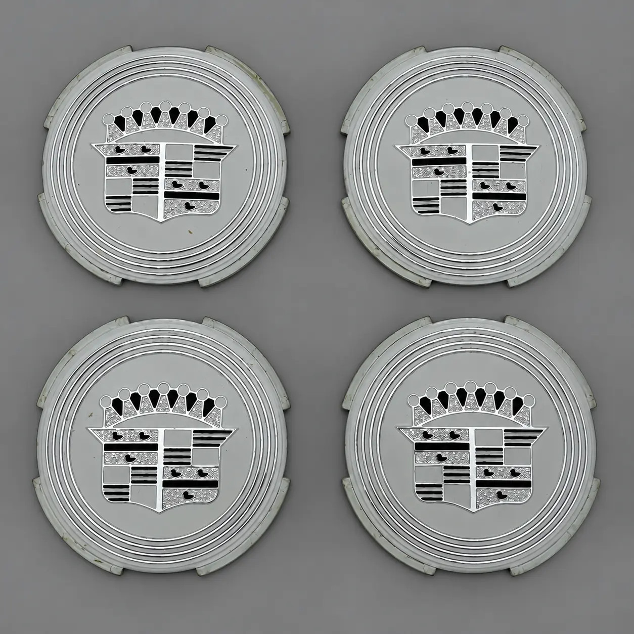 1959 1960 Cadillac Eldorado Wheel Center Caps White Hubcap Crest Emblem Set of 4