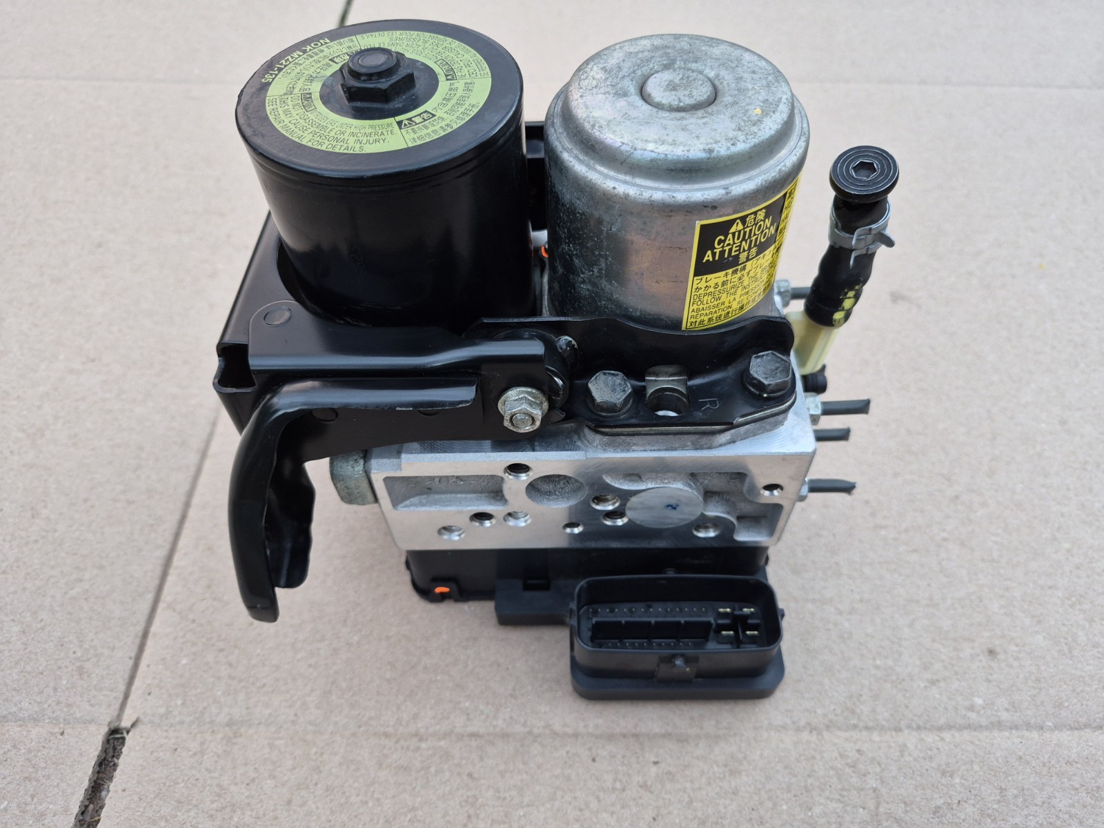 07-11 Toyota Camry Hybrid ABS Anti Lock Brake Pump OEM 44510-30270 