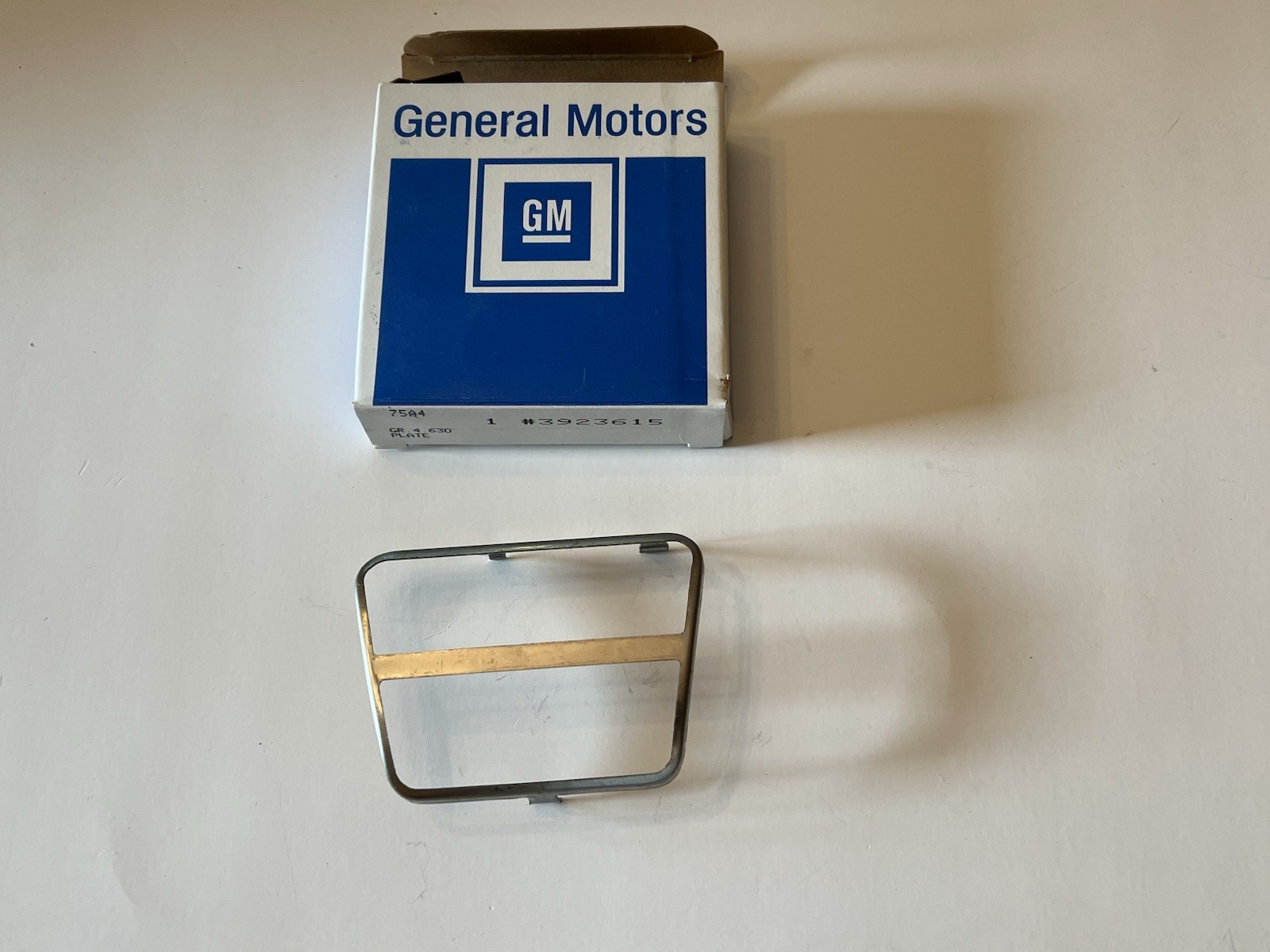 Nos gm 68-72 Camaro Z/28 Chevelle Nova Corvette C-3 Brake clutch Bezel gm3923615 Nos gm 68-72 Camaro Z/28 Chevelle Nova Corvette C-3 Brake clutch Bezel gm3923615