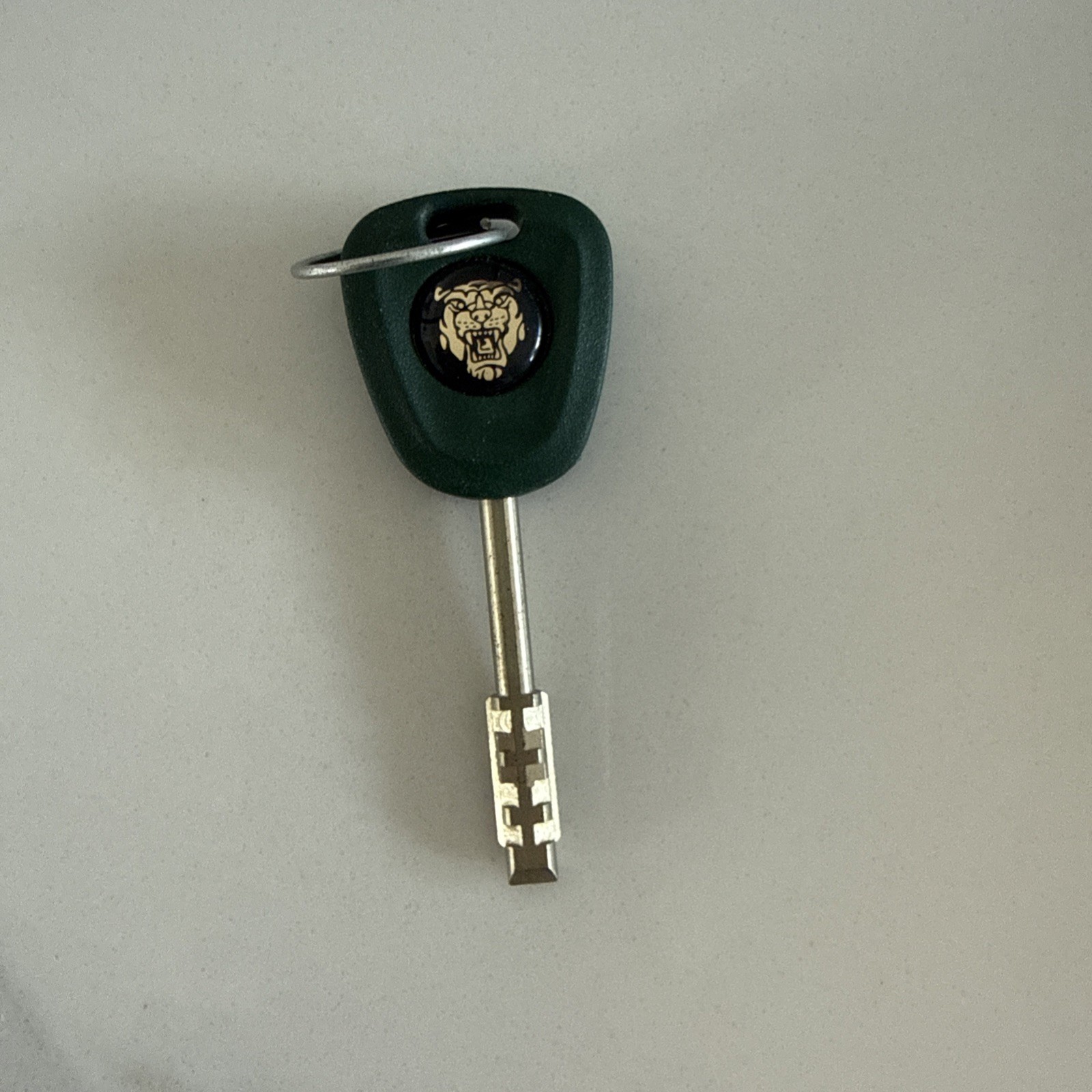 JAGUAR GROWLER KEY OEM JAGUAR GROWLER KEY OEM