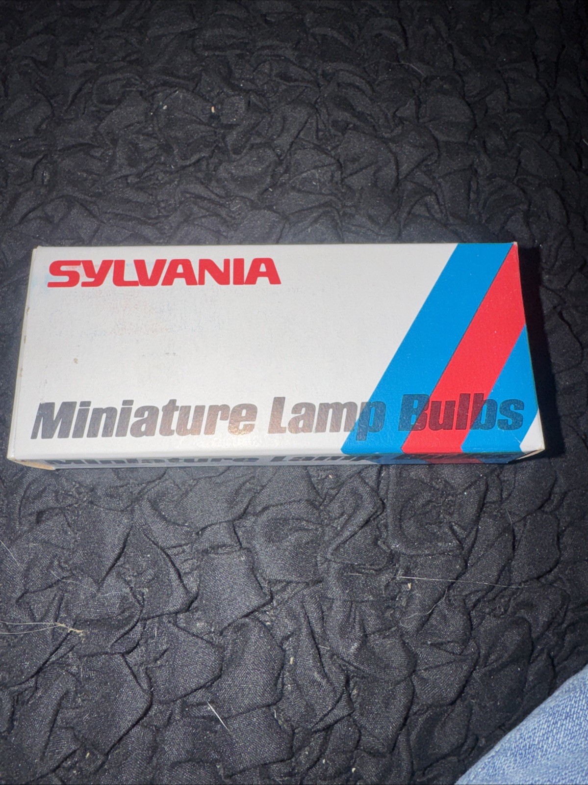 Sylvania 7361 Subminiature Light Bulbs 5V .06A T1.75 Bi-Pin Base G3.17 Bx/10 NOS