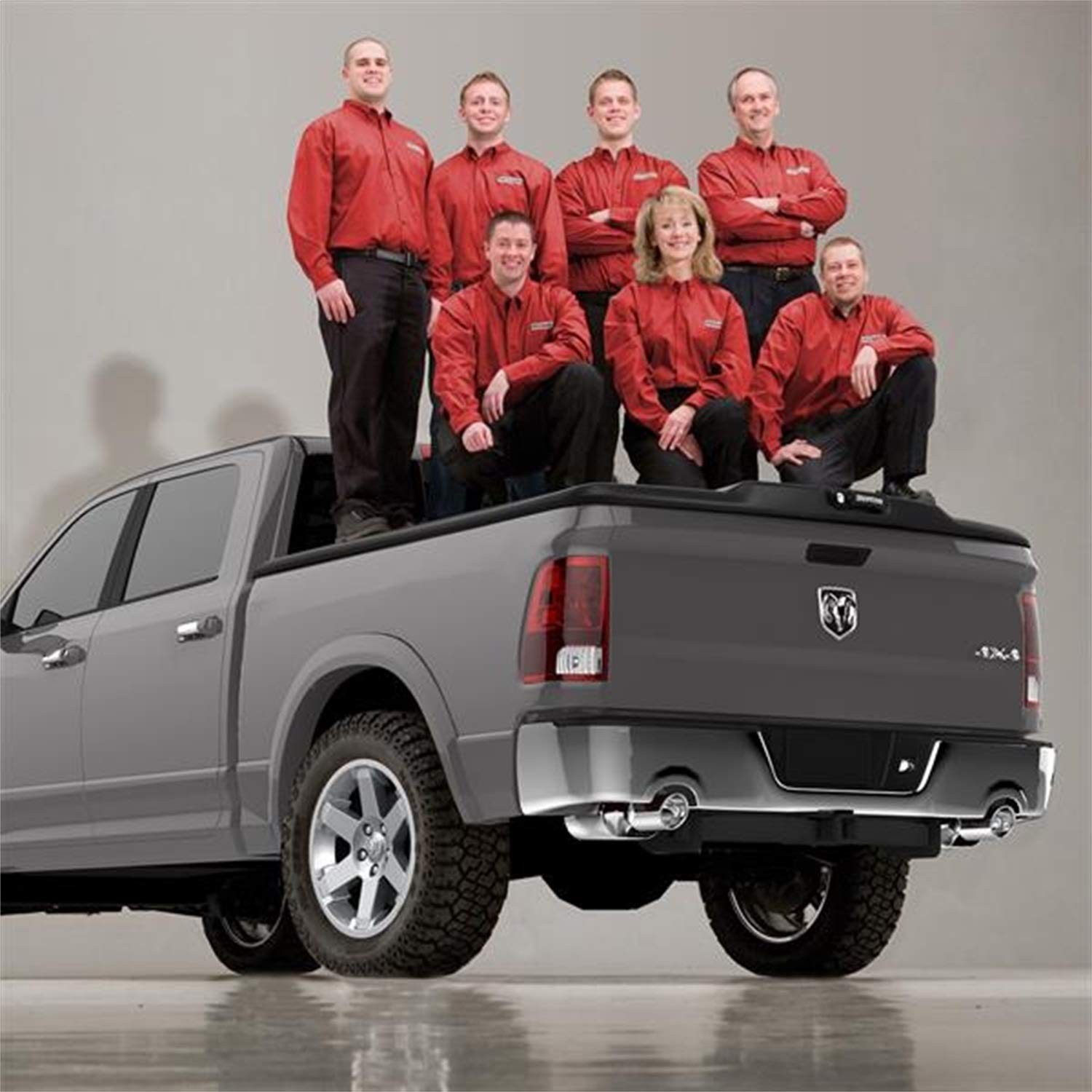 RealTruck UnderCover Elite One-Piece Truck Bed Tonneau Cover UC3098 Fits 2019