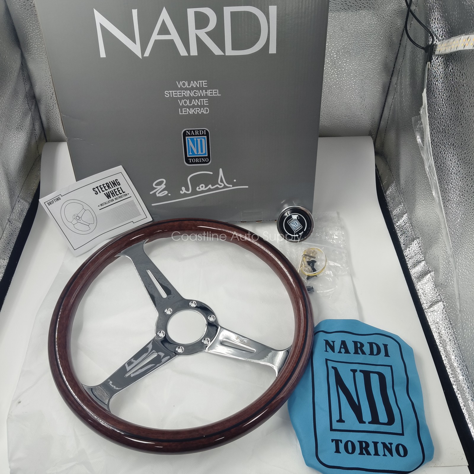NARDI Classic 360mm Mahogany Wood Steering Wheel Silver Chrome Finish Premium HD