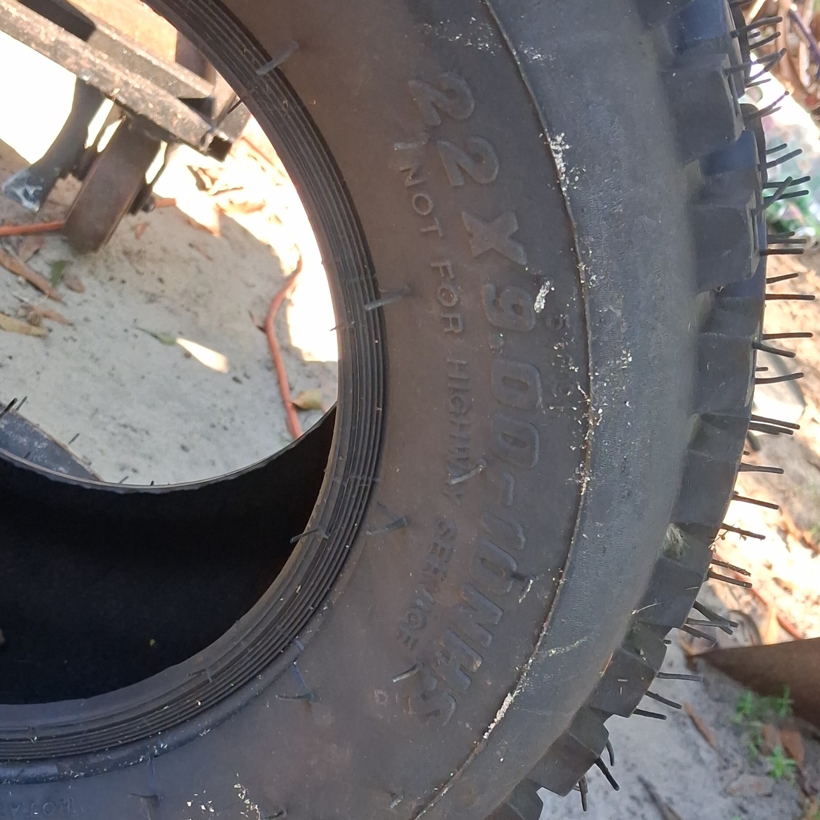 2 New Carlisle Stryker  - 22x9-10 Tires 22910 22 9 10