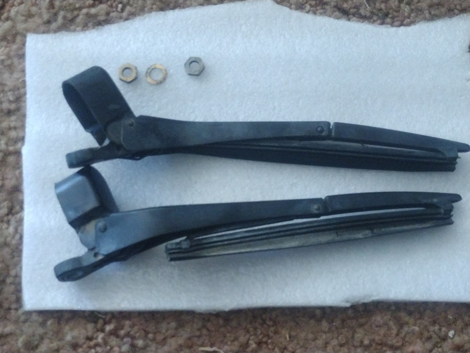 1991-1998 Mercedes Benz S320 W140 Headlight Wiper Arms
