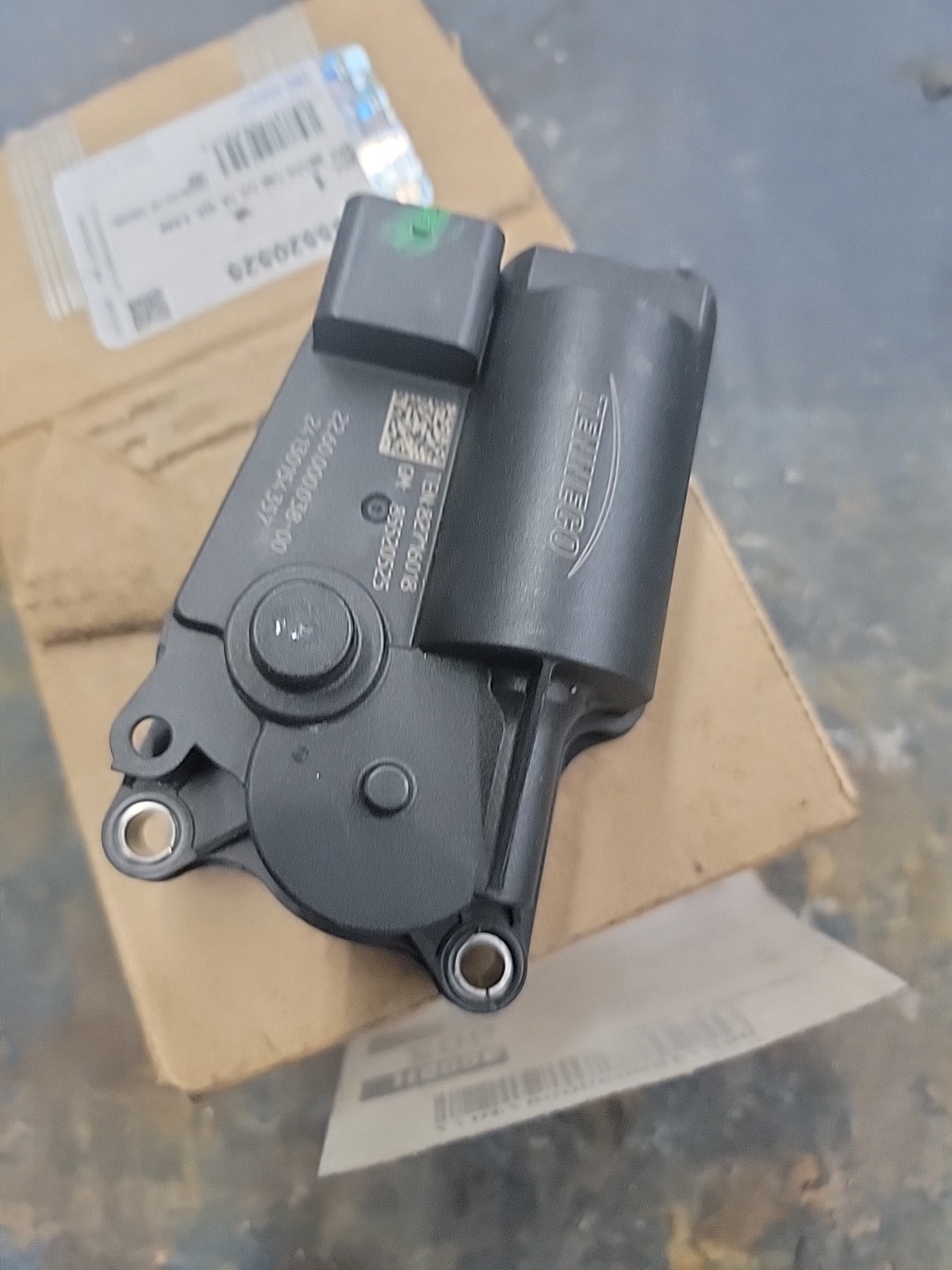 Genuine GM Exhaust Control Valve Actuator 85520525 Genuine GM Exhaust Control Valve Actuator 85520525