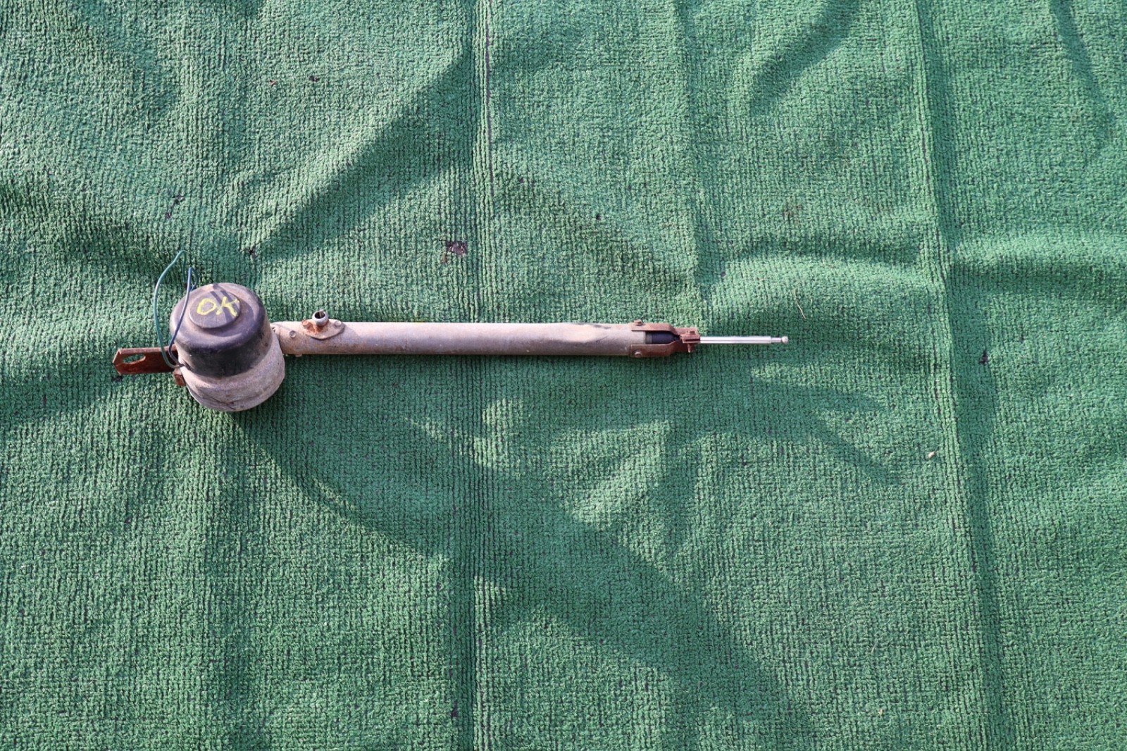 1965 Cadillac power antenna 65 1965 Cadillac power antenna 65