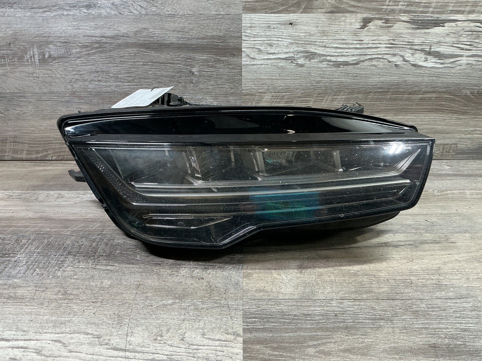 USED - 2016-2018 Audi A7 R Headlamp LED - OEM