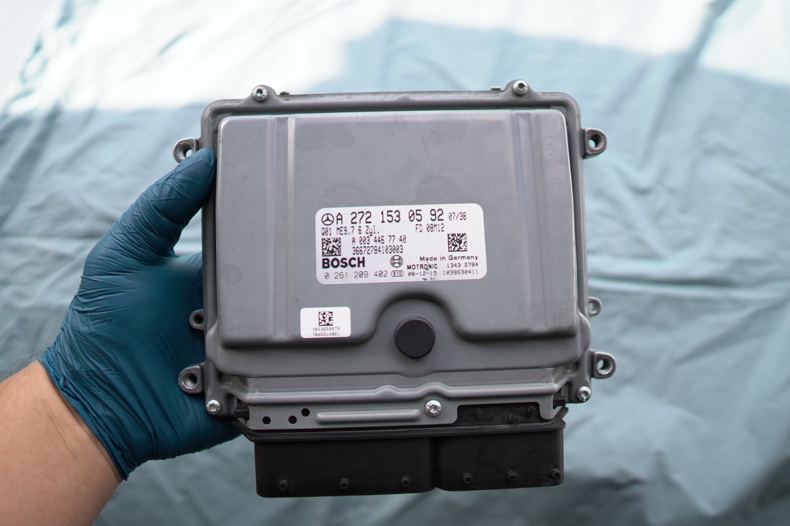 2009-2012 Mercedes-Benz C300 W204 Engine Control Module OEM A2721530592 ECU