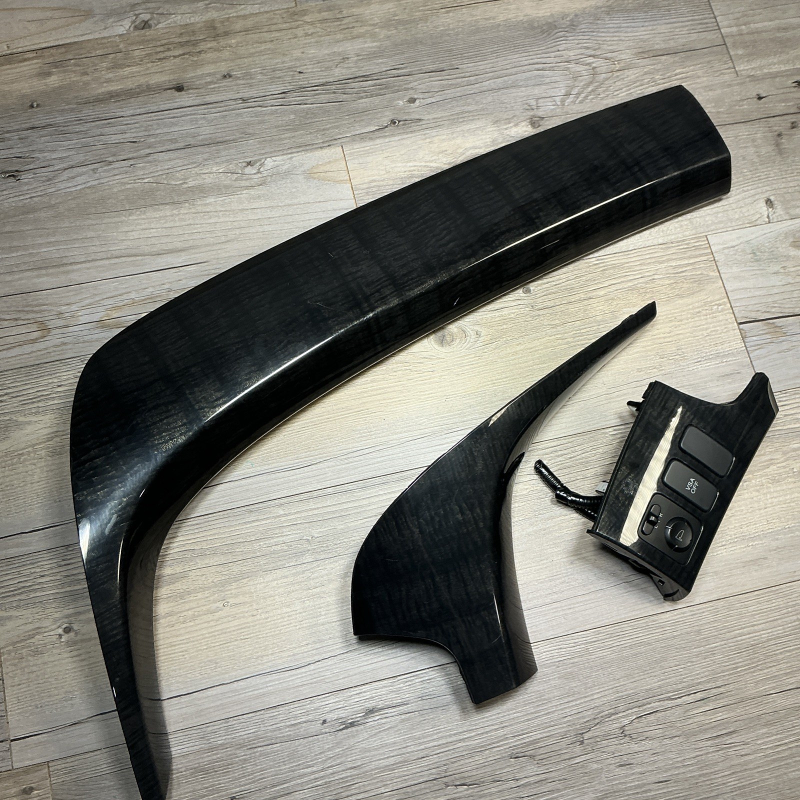 2007-2013 ACURA MDX PASSENGER & DRIVER SIDE WOODGRAIN TRIM DASH PANEL COVERS OEM 2007-2013 ACURA MDX PASSENGER & DRIVER SIDE WOODGRAIN TRIM DASH PANEL COVERS OEM