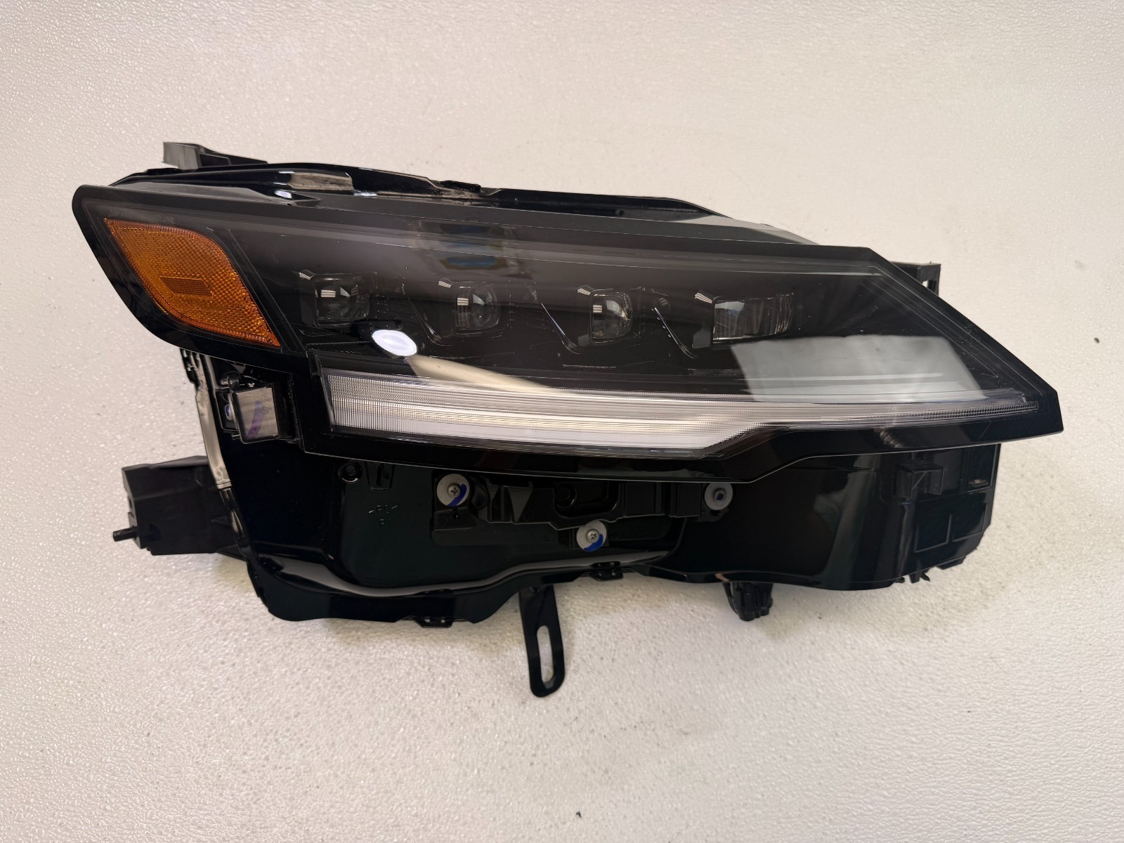 2025 2026 Nissan Kicks Right LED Headlight OEM