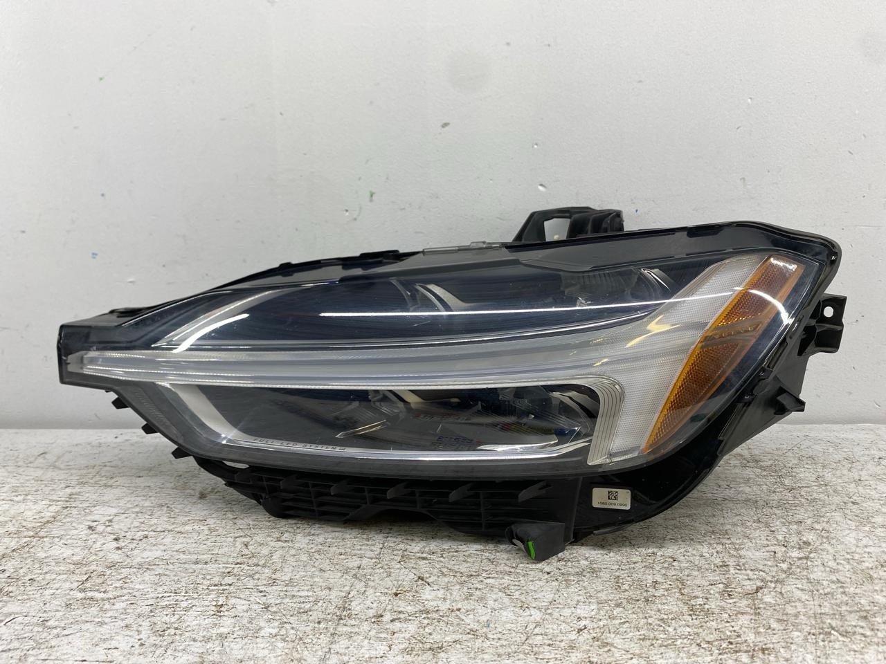 OEM | 2018 - 2024 Volvo XC60 Full LED Headlight (Left/Driver) LH Used