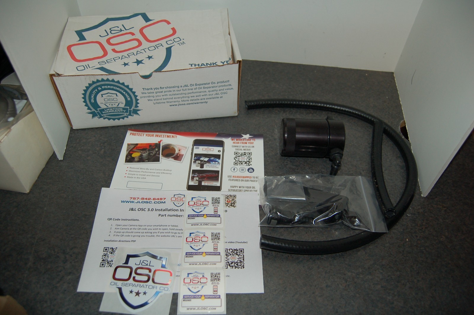 J&L Black Oil Separator 3.0 Passenger SideFit 05-10 Mustang GT Bullitt Saleen