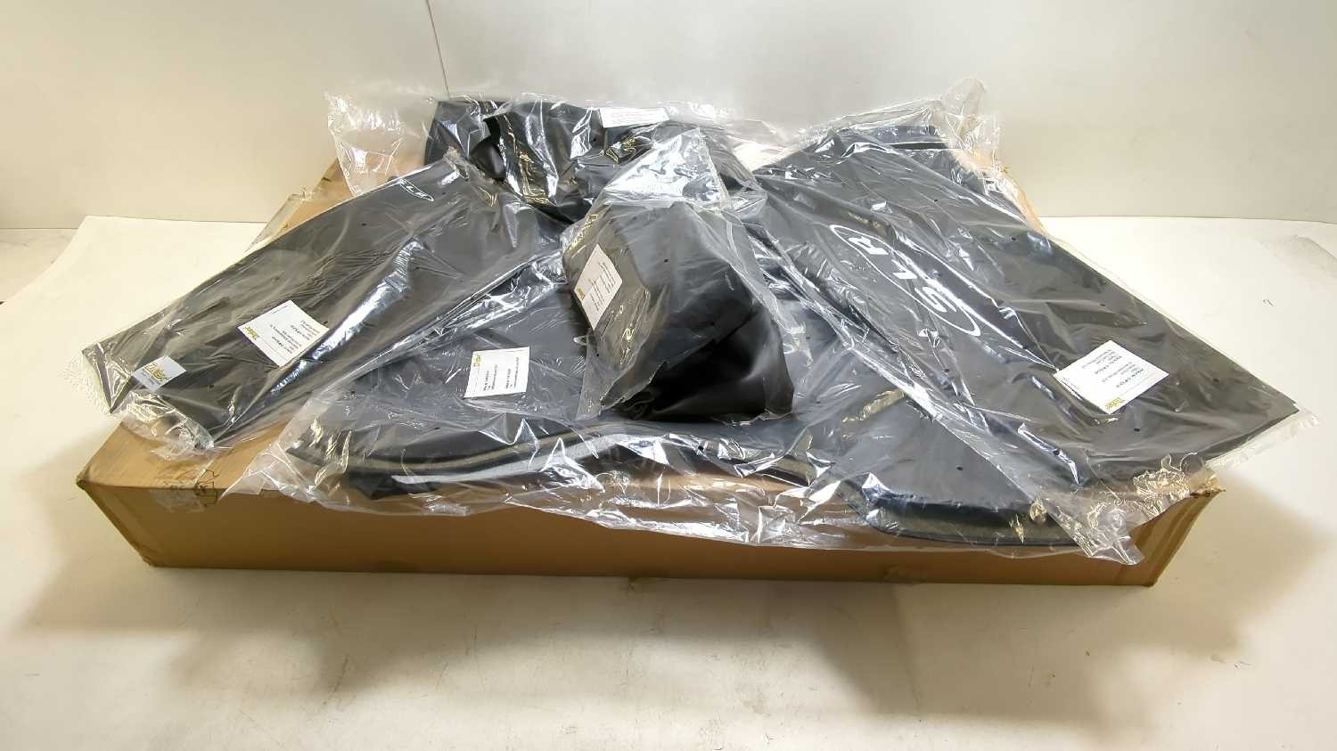 New OEM genuine Mercedes Car Storage Cover Kit 2005-2009 McLaren SLR 8 piece kit