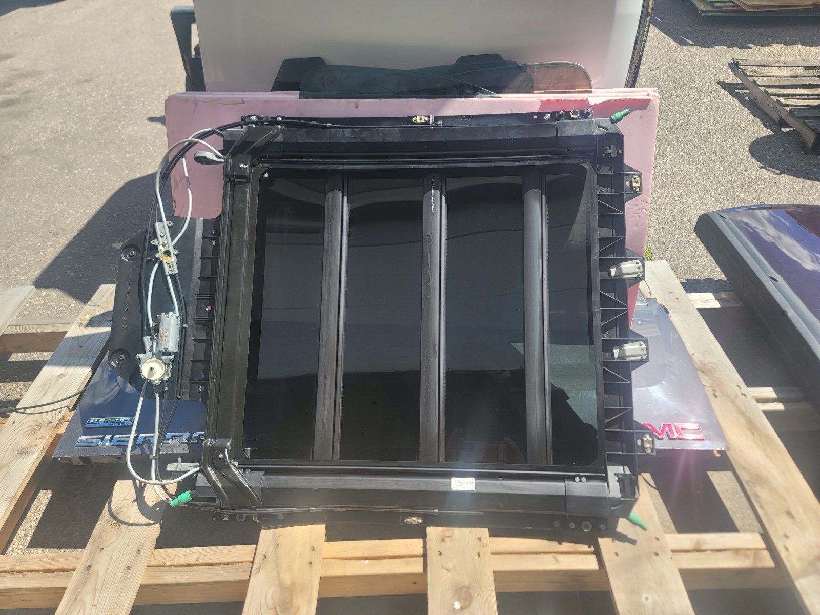 Pontiac G6 OEM Panoramic Sunroof Pontiac G6 OEM Panoramic Sunroof