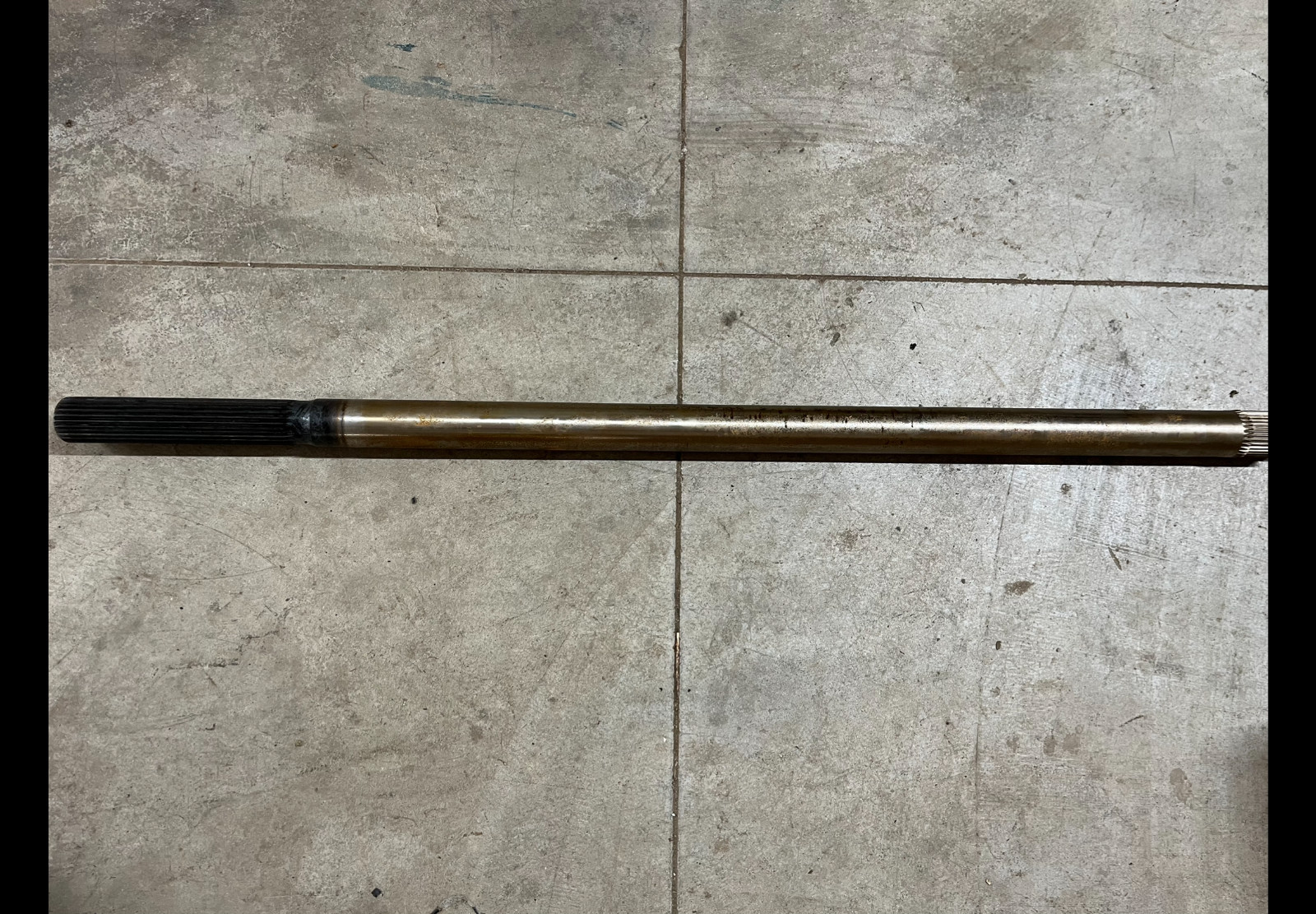 Marmon Herrington MT22-1206 AXLE SHAFT ASSY LH LAV 2520-01-578-4149 COMMERCIAL 