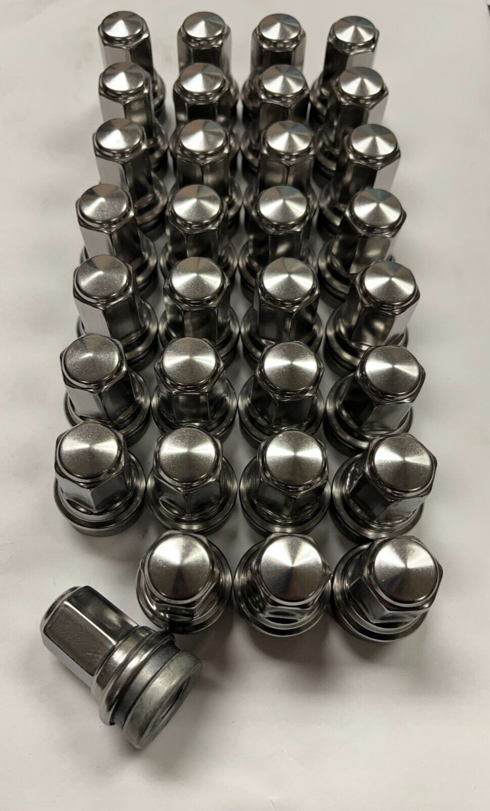 NEW OEM 32 FORD F250 F350 Super Duty Stainless Lug Nuts 14x1.5 HCPZ1012B