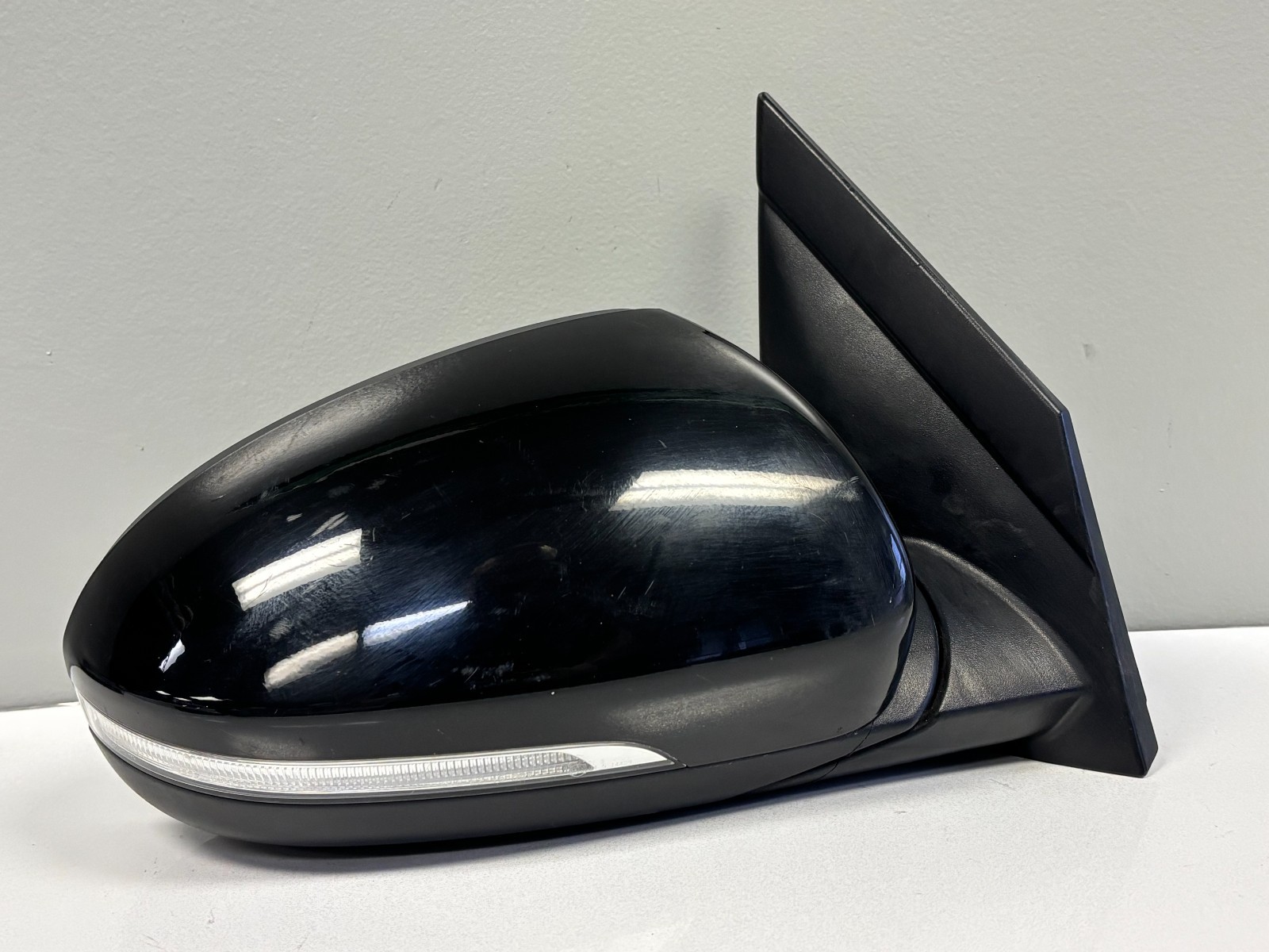16-18 Hyundai Tucson Passenger Door Mirror Power Black Heated Signal 87620-D3420