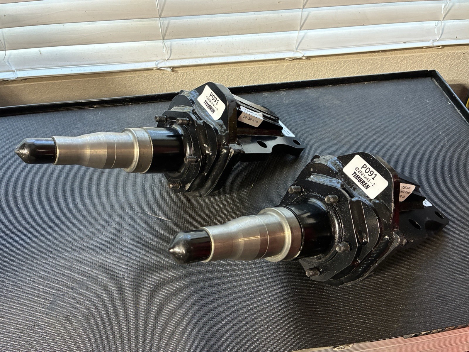 NEW Timbren P091 ASR7KHDS04 4” Lift Axle-Less Trailer Suspension Spindles Pair