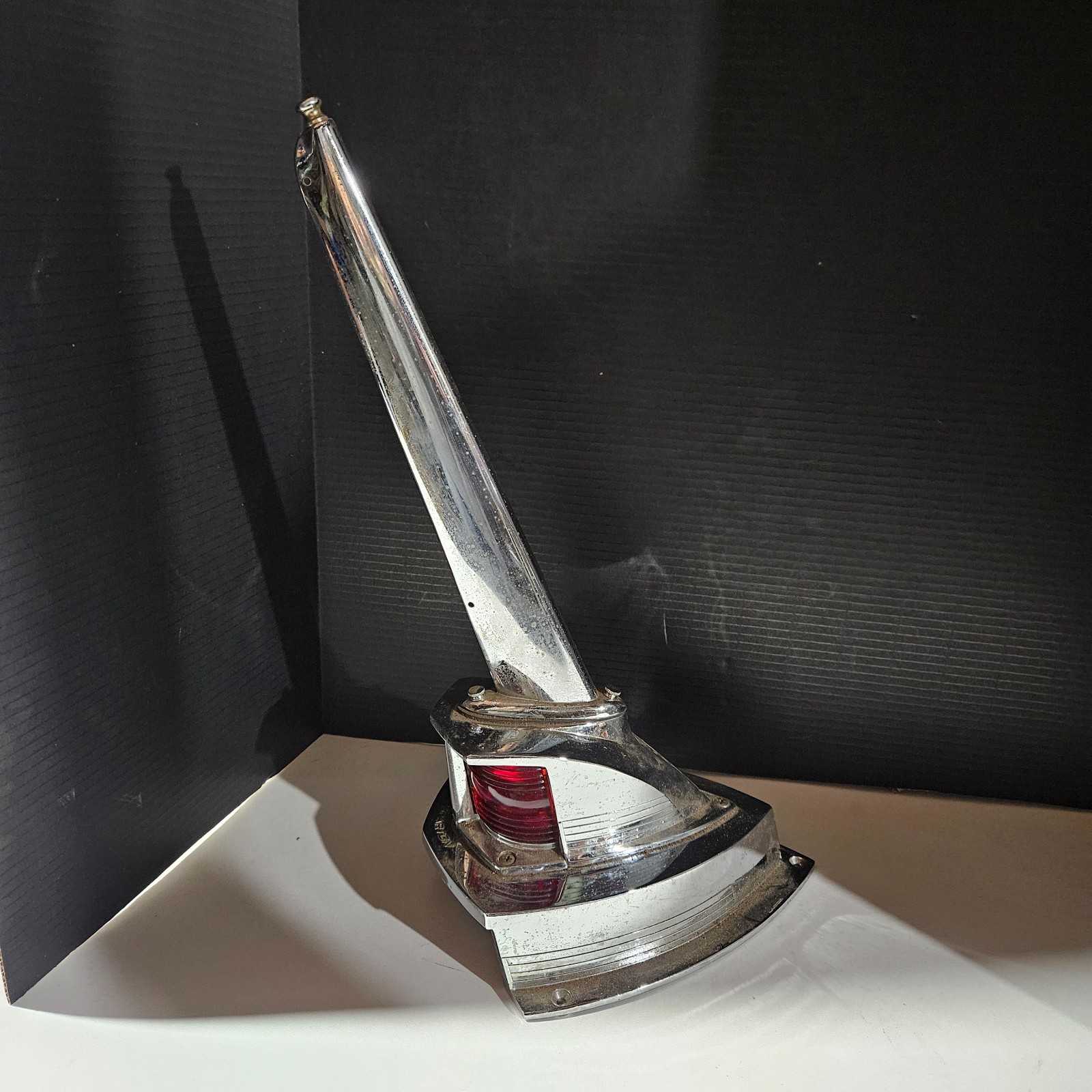 Vintage Sparton Marine Boat Bow Light Port Starboard w Flag Mast horn housing